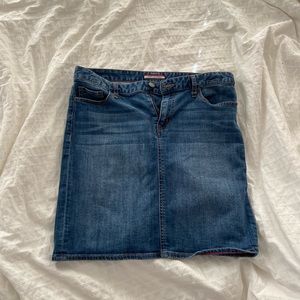 Tommy Hilfiger denim skirt